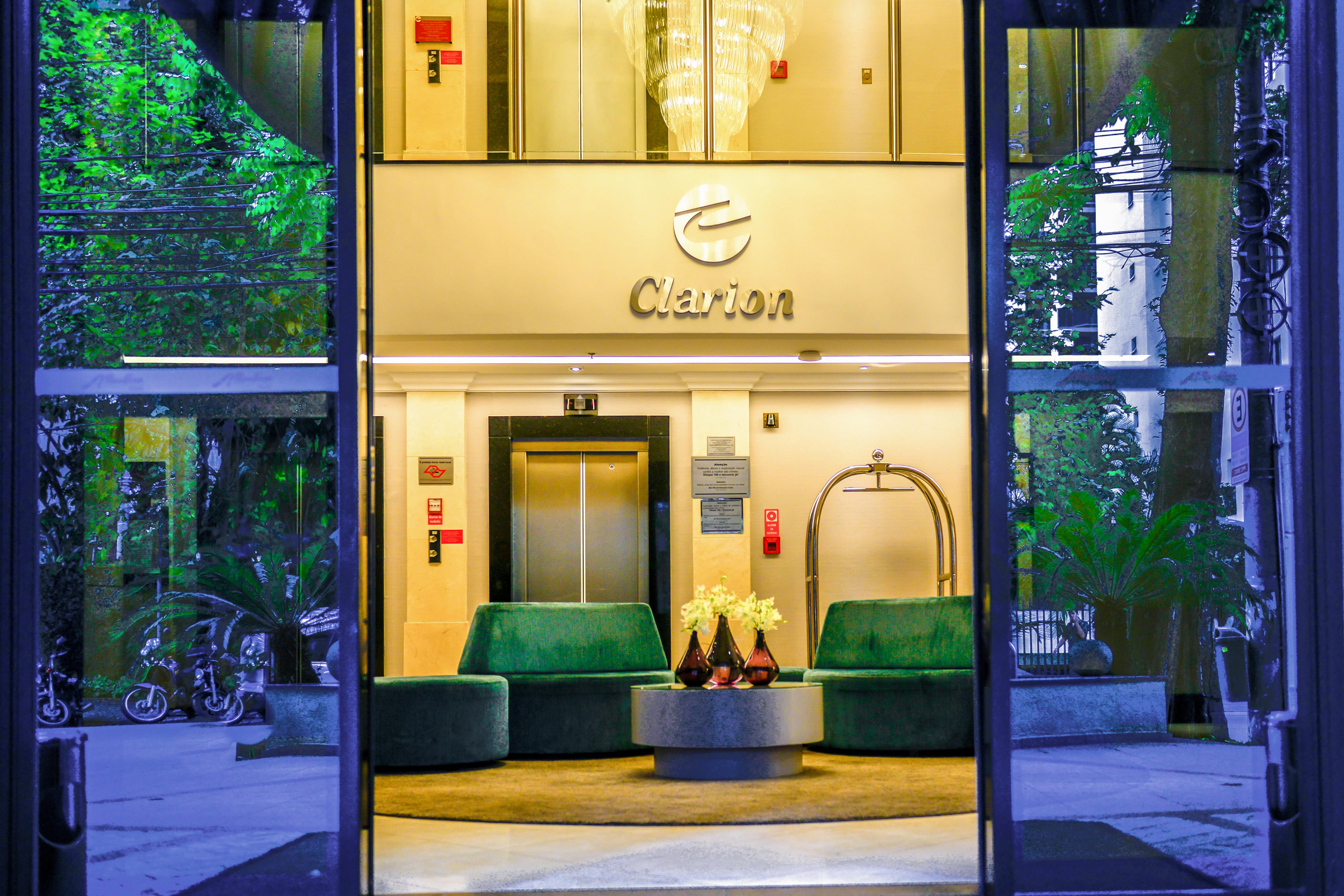 Hotel Clarion Faria Lima São Paulo Exterior foto Entrance of Clarion Hotel in Milan